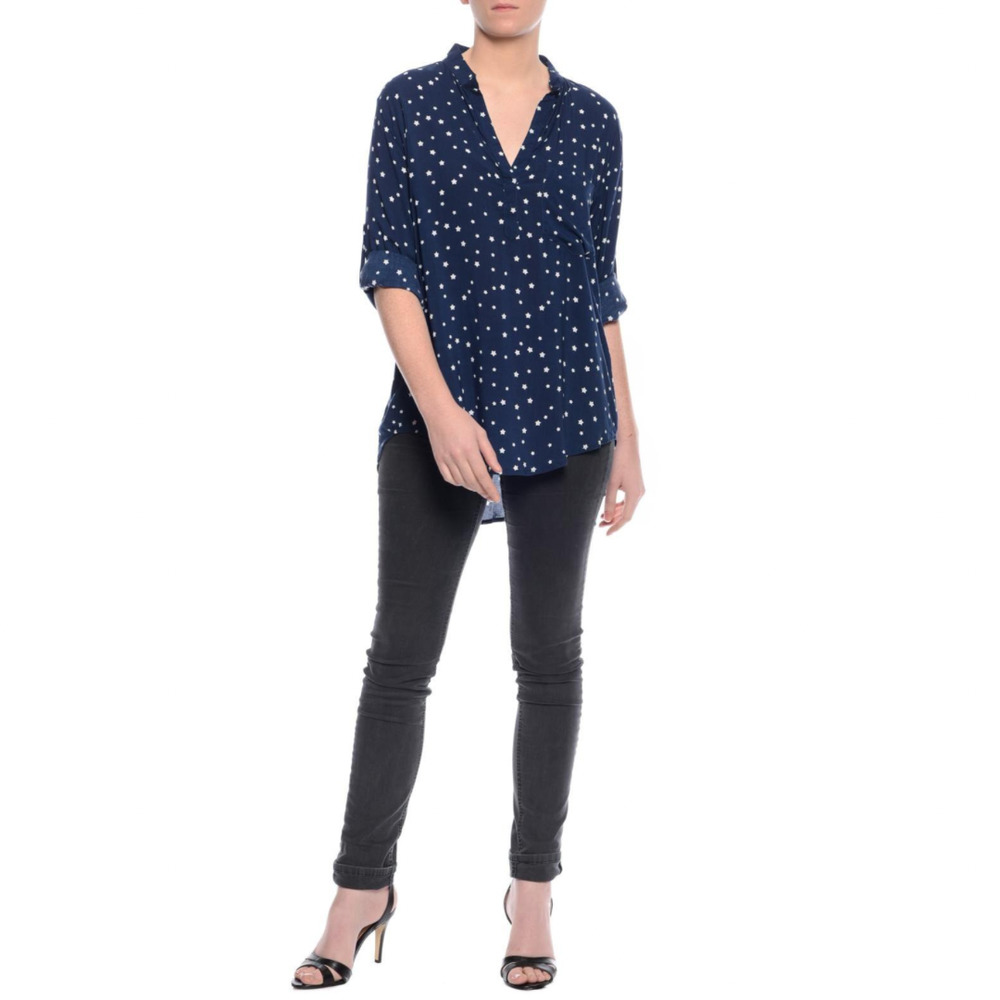 Larsen Gray Navy and White Star Button Down Blouse Size Medium